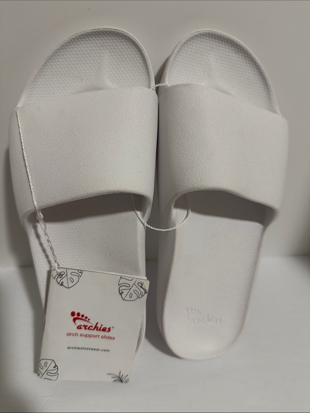 Archie’s Unisex White Arch Support Slide Sandals US Men’s Size 6